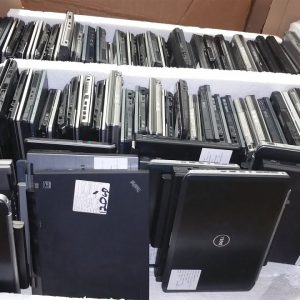 Lot of 10 laptops